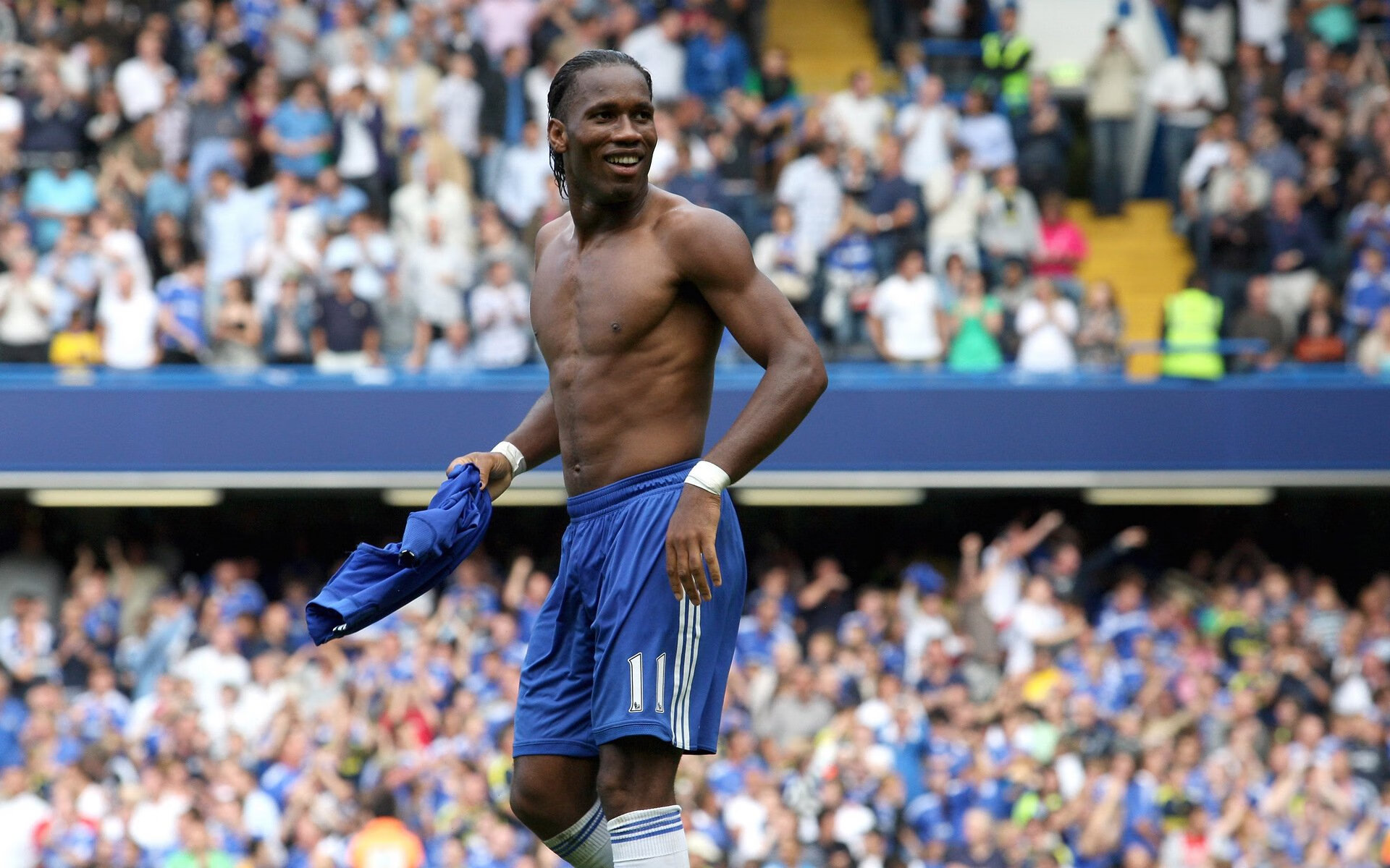 热刺客场逆转英超强队赢得关键三分，英超球队热刺